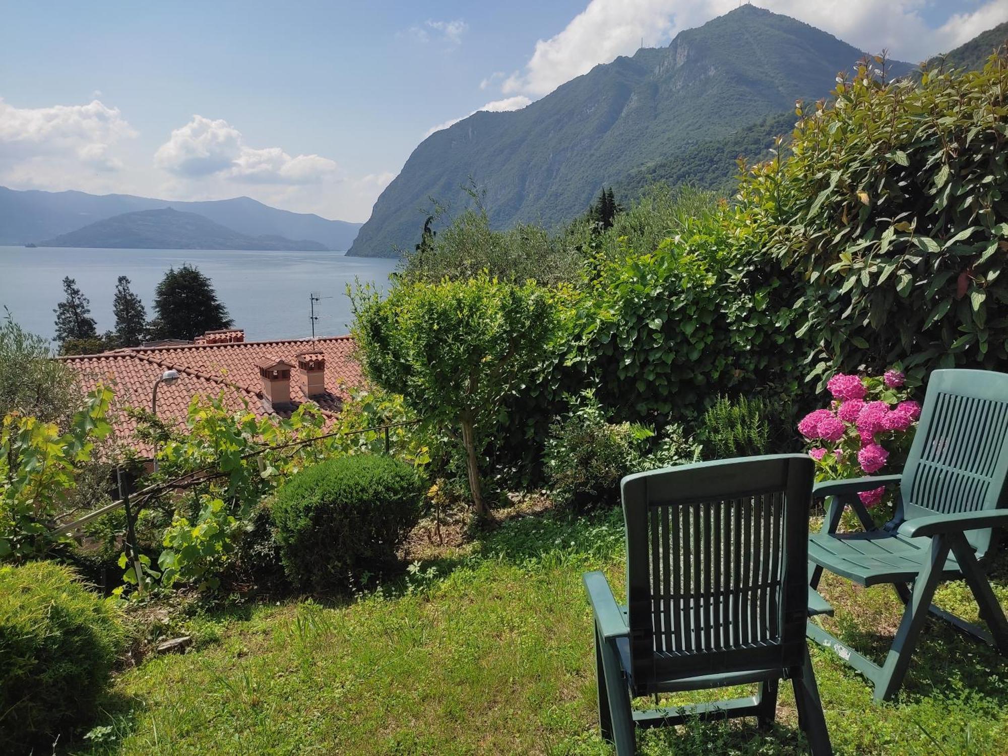 IseoLakeRental - Casa Luisa Riva di Solto Exterior foto